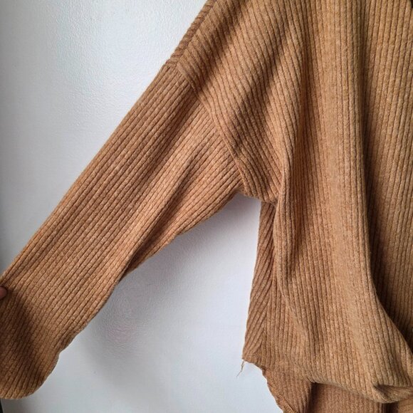EUC LIBERTY LOVE RIBBED V NECK BUTTONED TIE FRONT SOFT SWEATER TOP SIZE LARGE - Picture 5 of 11